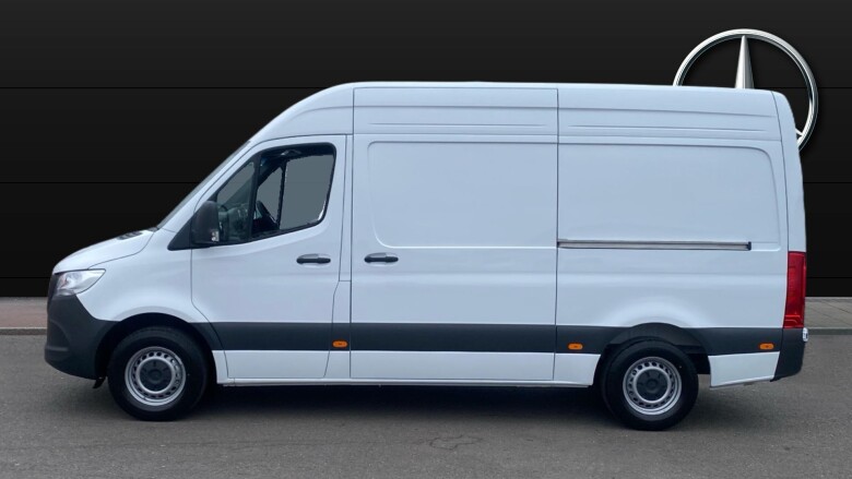 Mercedes-Benz Sprinter 315Cdi L2 Diesel Rwd 3.5t H2 Pro Van 9G-Tronic